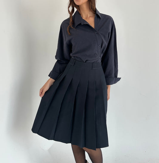Navy skirt